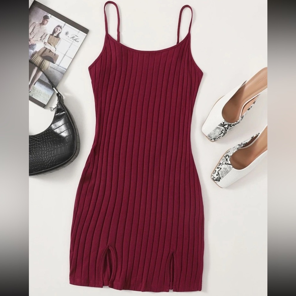 SHEIN Split Hem Rib Knit Dress in Maroon